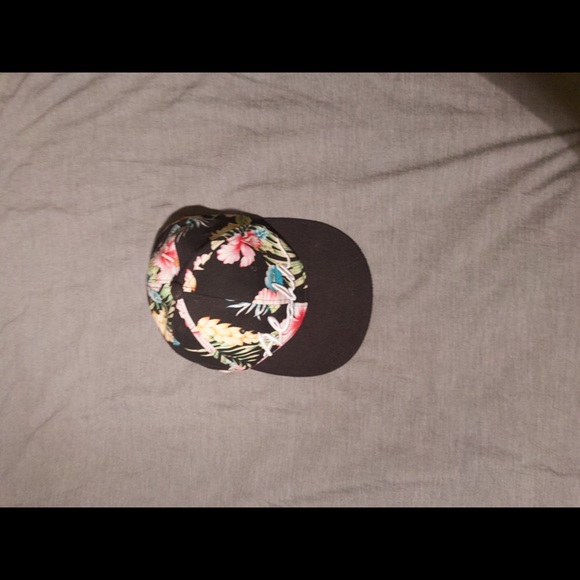 Aloha Hat - Picture 2 of 2